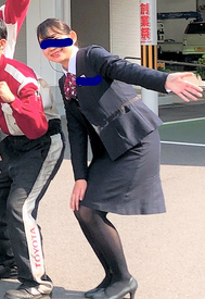 鹿児島トヨタ自動車の制服社員写真画像まとめ・評判口コミ・カーディーラー女子画像・整備士つなぎ作業着画像・服装規定等